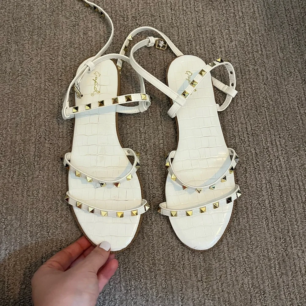 Strap Sandals - Picture 2 of 2